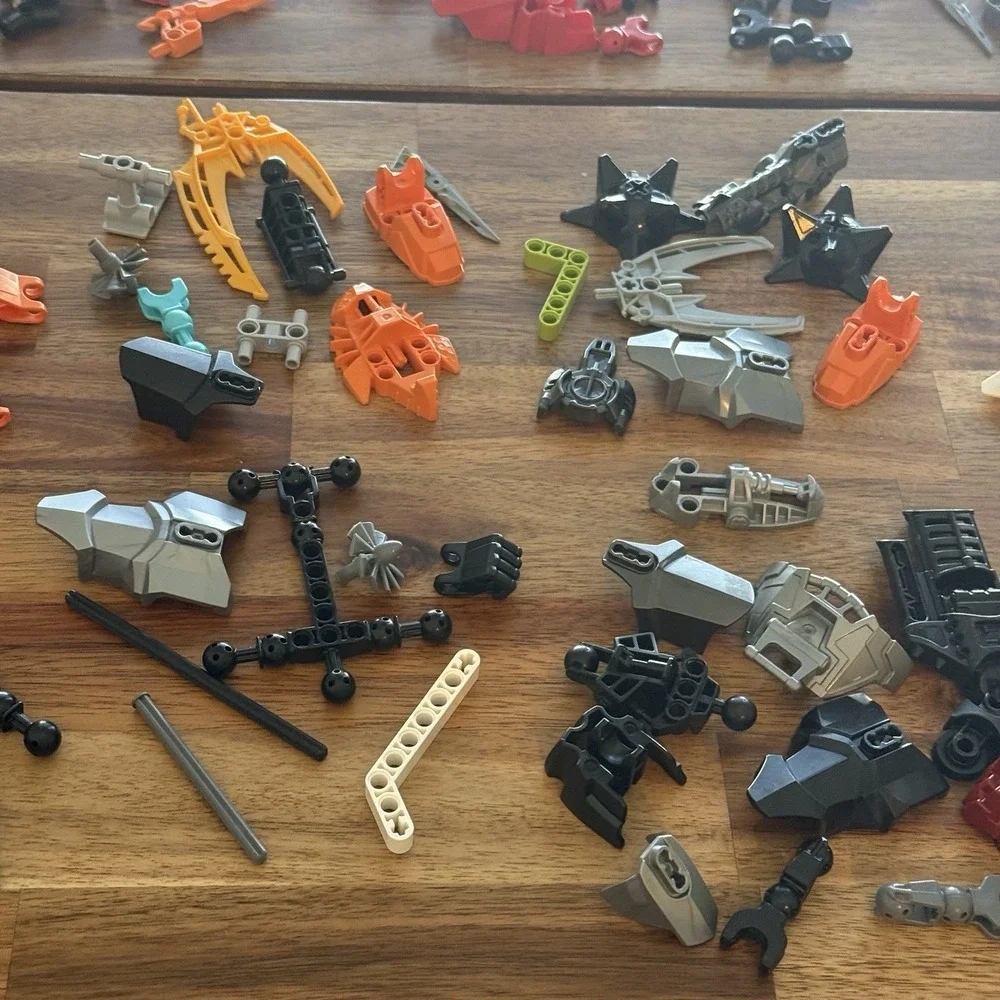 LEGO BIONICLE Hero Factory Bulk Lot of 200 Parts Pieces 1 LB SEE PICTURES AS IS!